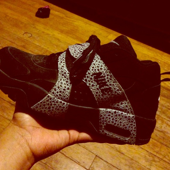 Nike Veer