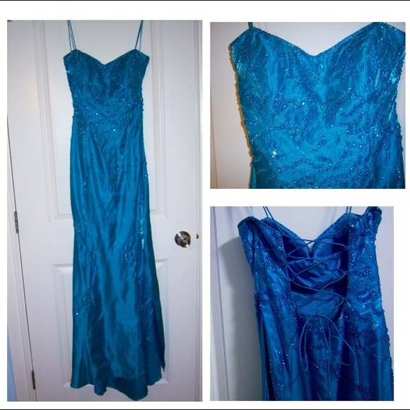 REDUCED!!!👗 Classy Sequin Turquoise Prom Dress👗