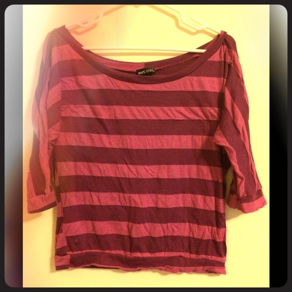 Medium side shoulder top