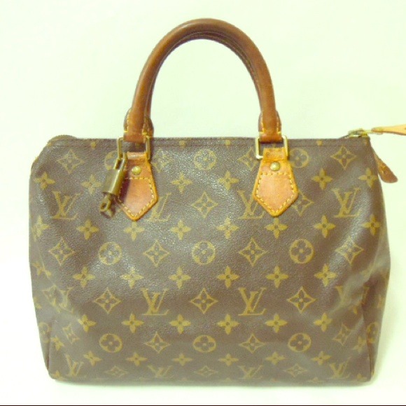 SOLD  Auth Louis Vuitton speedy30 with lock & key - Picture 1 of 4