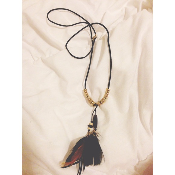 Vintage Feather Necklace