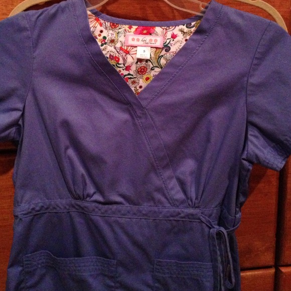 Koi ceil scrub set