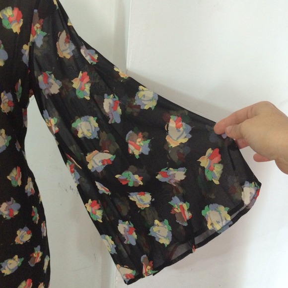 🚫Sold🚫Floral tunic dress - Picture 2 of 4