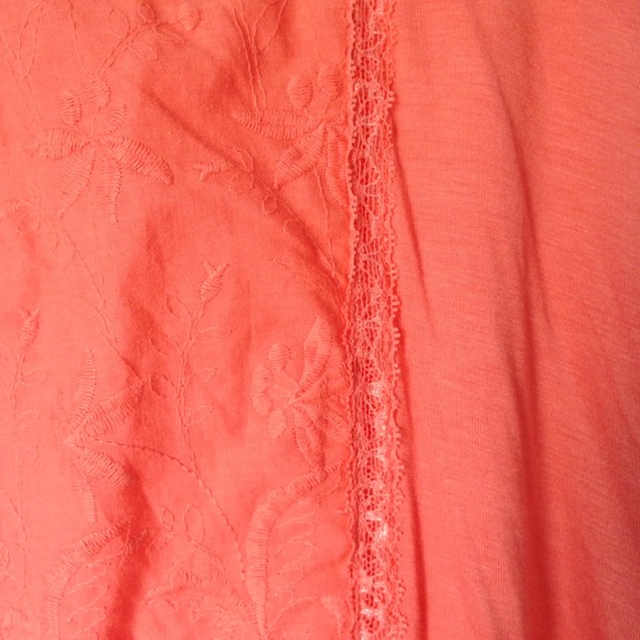 🚫SOLD🚫Coral Embroidery/Stripe Swing Top - Picture 3 of 4
