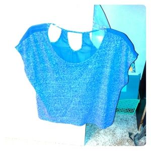 Short sleeve scoop neck shirt