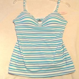 NWT Victoria's Secret Cami with built in bra!