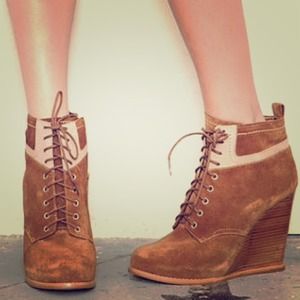 Cynthia Vincent Miller bootie