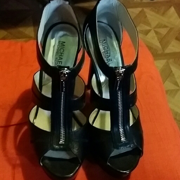 MICHAEL Michael Kors Peep Toe Platform