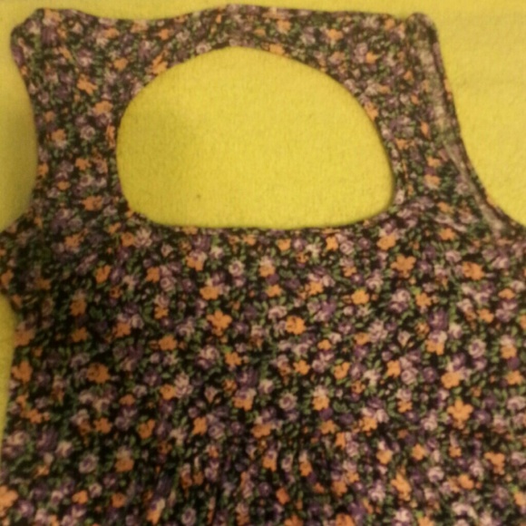 Tank top - Picture 2 of 3