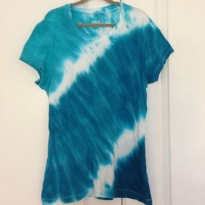 Everlast exercise tee-shirt