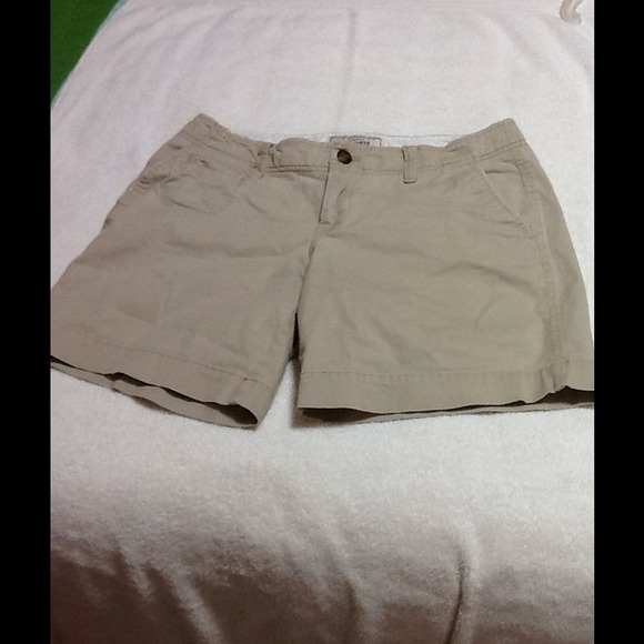 Khaki shorts