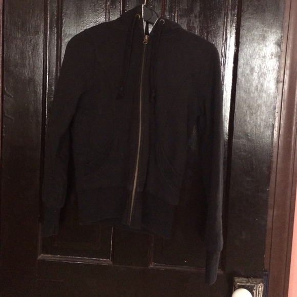 SUPER COMFY black jacket