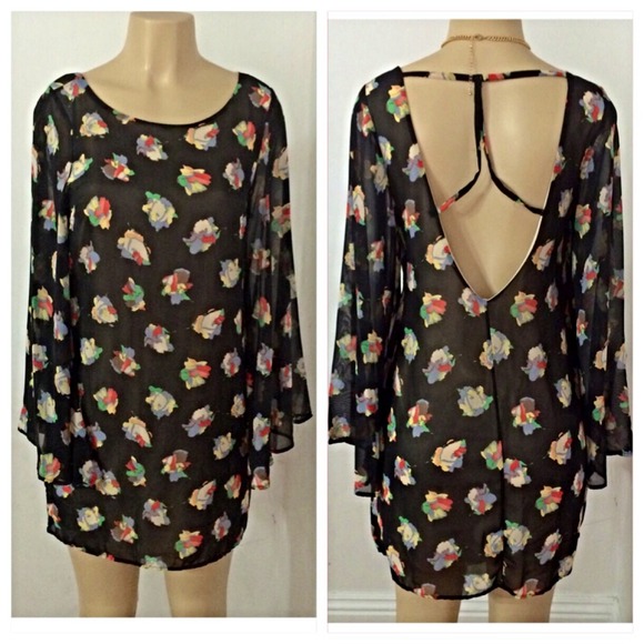 🚫Sold🚫 Black floral chemise tunic dress