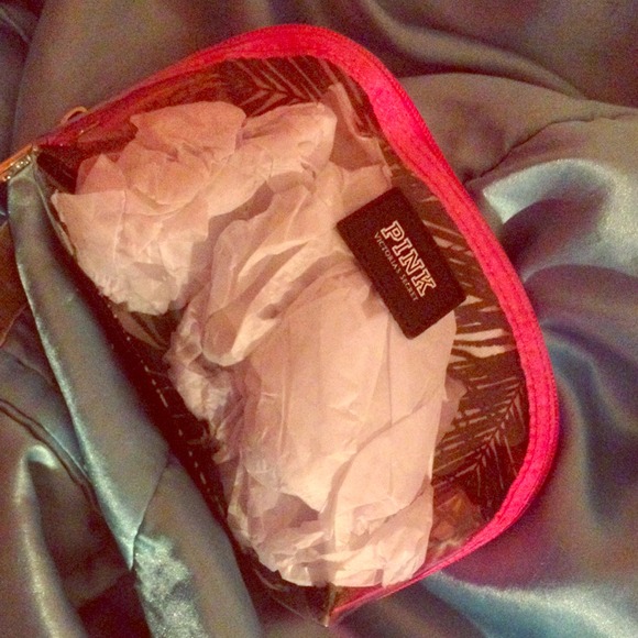❌SOLD❌ Victoria secret makeup bag