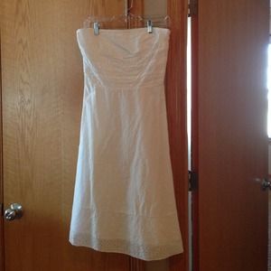 White eyelet strapless sun dress