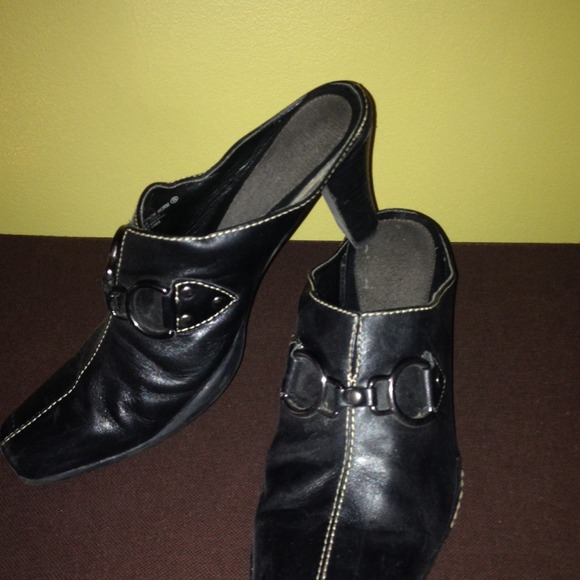 Black mules