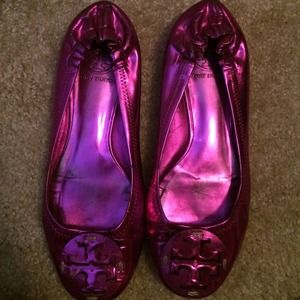 Pink metallic Tory burch