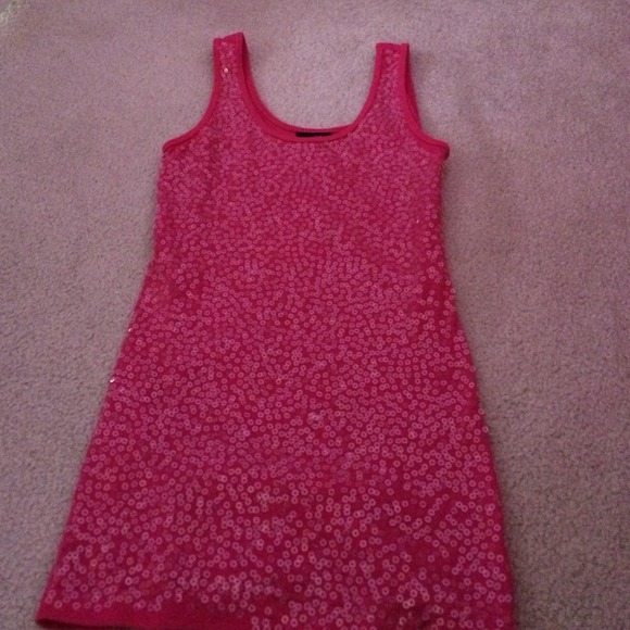 Pink sequined tank!