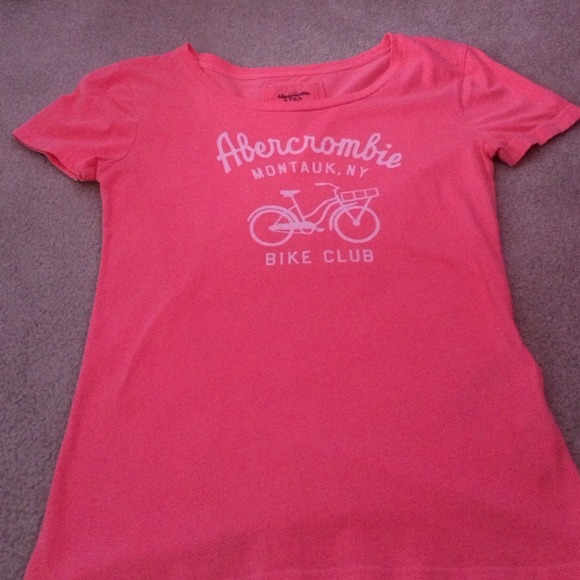 Super cute Abercrombie shirt