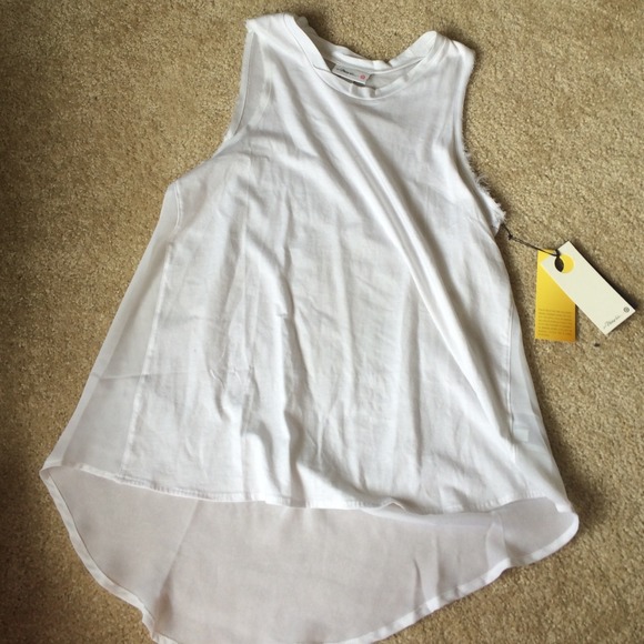 Gifted 🚨White top by 3.1 Phillip lim for target - Picture 1 of 2