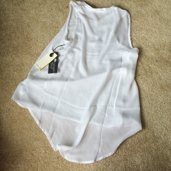 Gifted 🚨White top by 3.1 Phillip lim for target - Picture 2 of 2