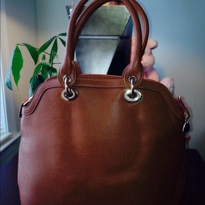 Woman's handbags