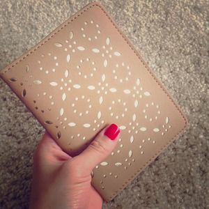 Typo passport holder