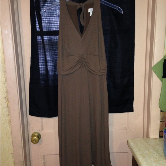 Brown dress, knee length