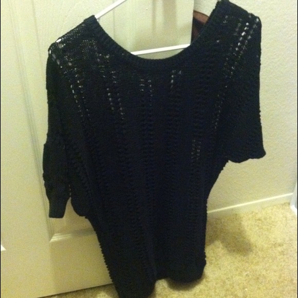 Black knitted top