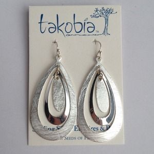 ⭐️Last Chance!⭐️Sterling Silver Earrings