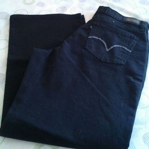 Levis perfectly slimming 512 boot cut jeans