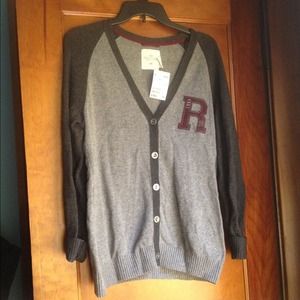 Brand new Small H&M button up sweater.