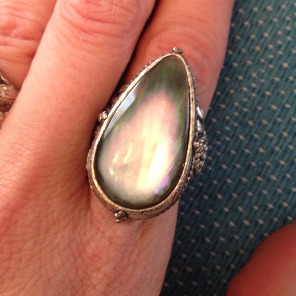 Lucky Brand silver and mother of pearl ring