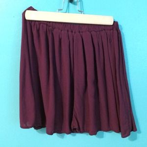 Brandy Melville maroon skirt