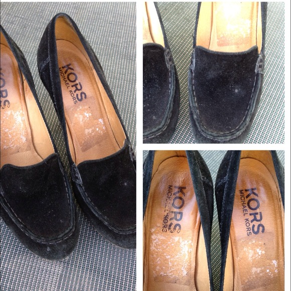 MICHAEL KORS BLACK SUEDE LOAFER PUMP - Picture 2 of 3