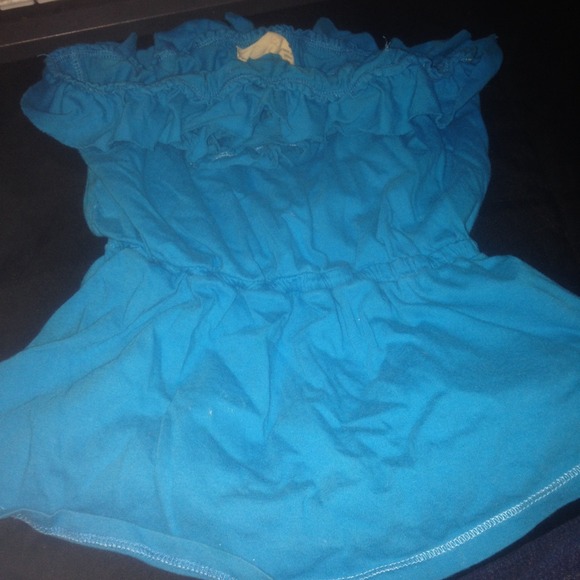 Hollister halter top - Picture 2 of 3