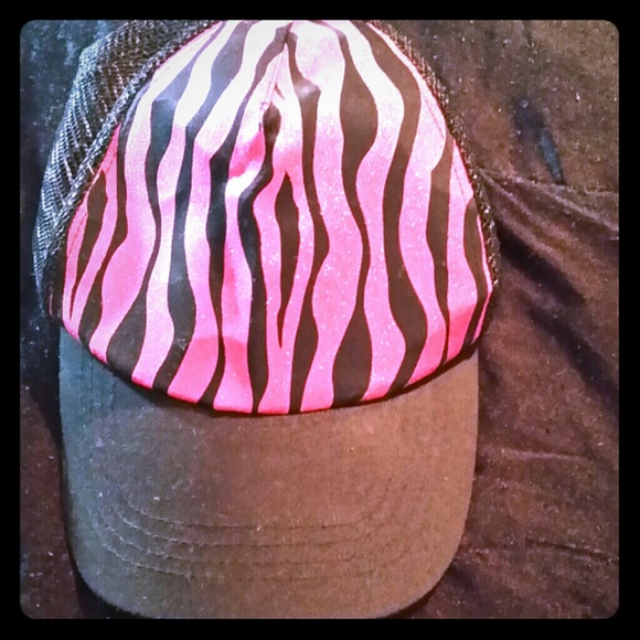 Hot pink zebra striped truckers cap