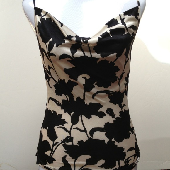 🚫SOLD ON EBAY🚫New Guess Collection Tank Sz Med