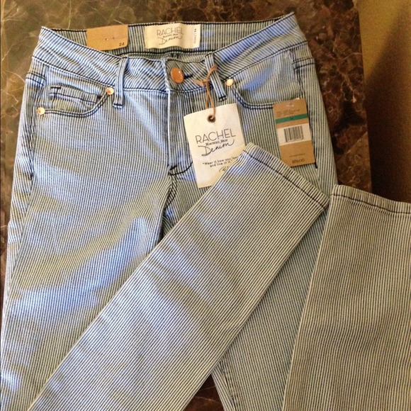 "Wear it how you love and live in it." Rachel Blue Denim Skinny Jeans - Picture 2 of 4