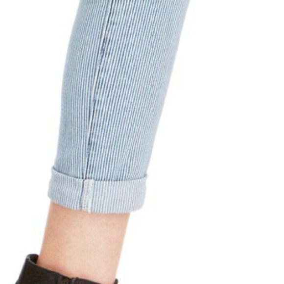 "Wear it how you love and live in it." Rachel Blue Denim Skinny Jeans - Picture 4 of 4