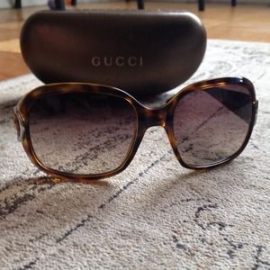 Gucci Horse Bit Sunglasses!