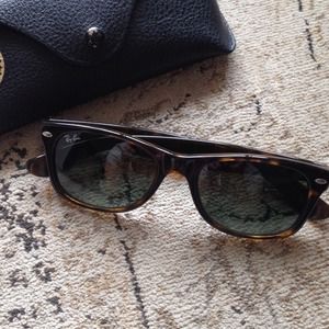 Ray Ban Wayfarer Sunglasses