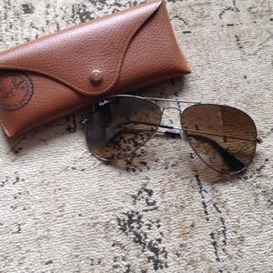 Ray Ban Aviator Sunglasses