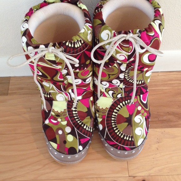 Emilio Pucci ski/moon boots size 41/43