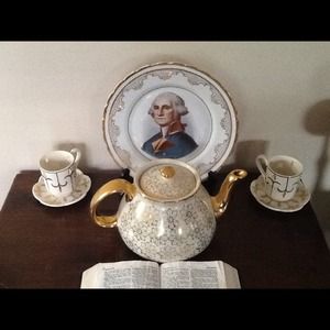 Tea pot,and cups