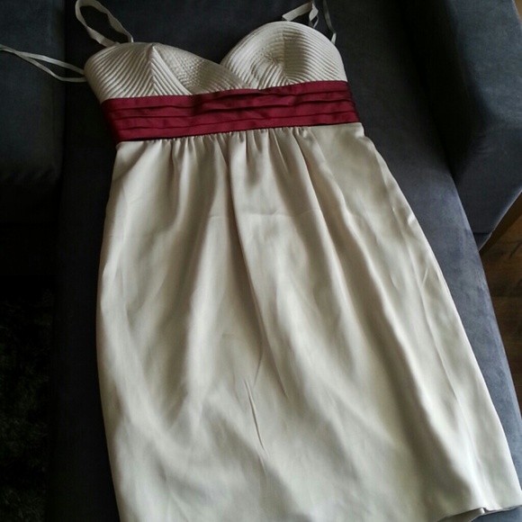BCBG  DRESS - Picture 1 of 3