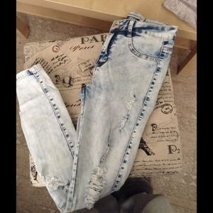 2 high waist jeans