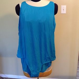 Bundle: 2 dresses and swimsuit