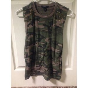 Camo tank cut-off