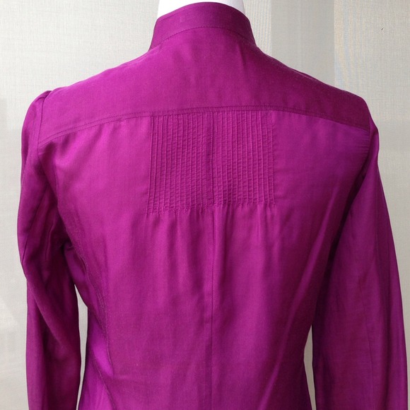 SOLD in BUNDLE!  Fushia Blouse from Hugo Boss - Picture 4 of 4